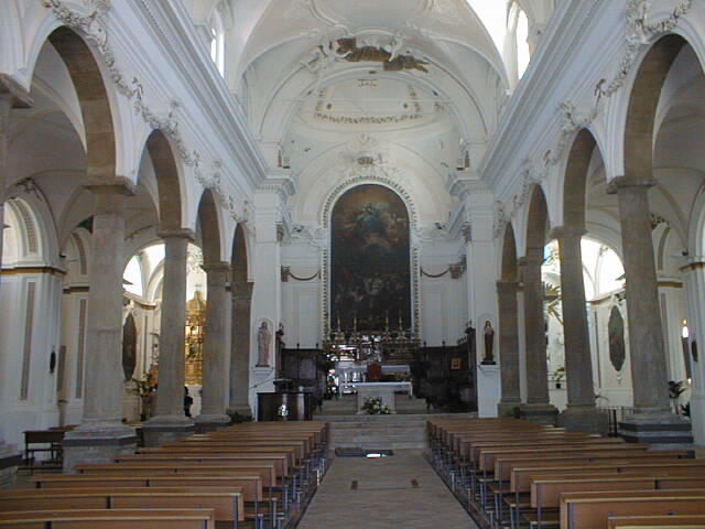 Interno della Chiesa Madre